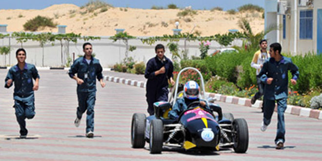 De Gaza a la Fórmula 1 con un coche de reciclado