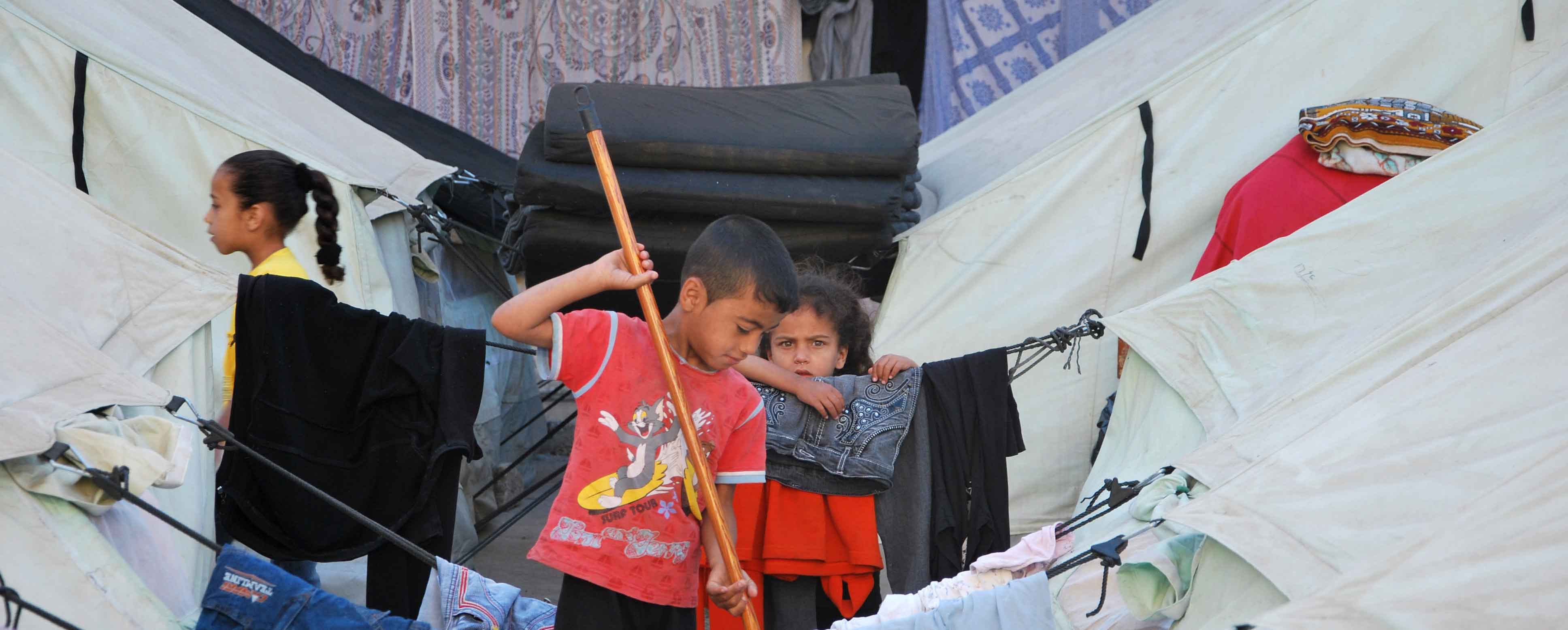 Los campos de refugiados en Siria, “escenario de la guerra”