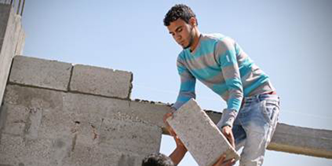 Adquirir formación profesional para luego reparar tu propia casa en Gaza
