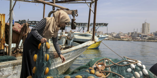 Madleen Kullab, la única pescadora en el mar de Gaza