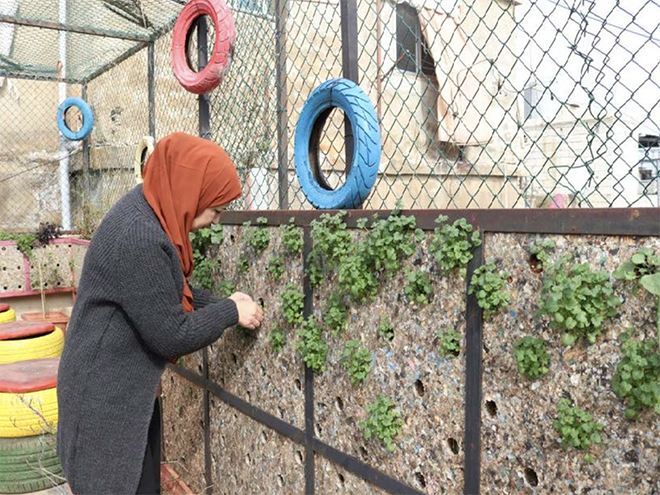 Iniciativas ecológicas en la Asociación de Mujeres del campamento Burj Barajneh: “Las mujeres palestinas tenemos todo lo necesario para marcar la diferencia”