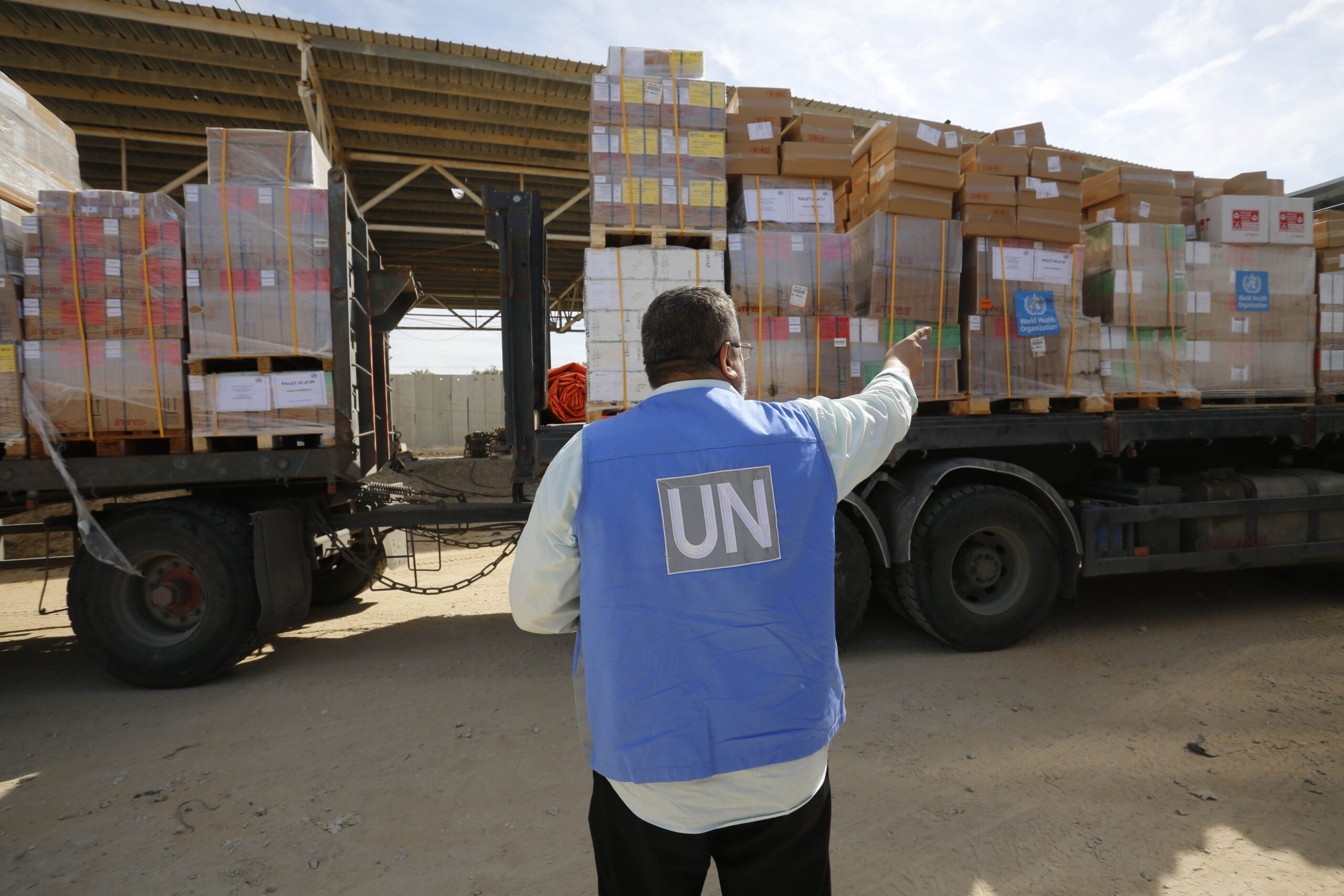 ¿Por qué es tan difícil entregar ayuda en Gaza y por qué es imposible sin UNRWA?   